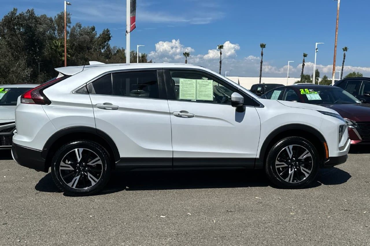 2025 Mitsubishi Eclipse Cross 3