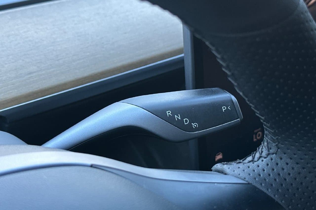 2023 Tesla Model Y Long Range 20