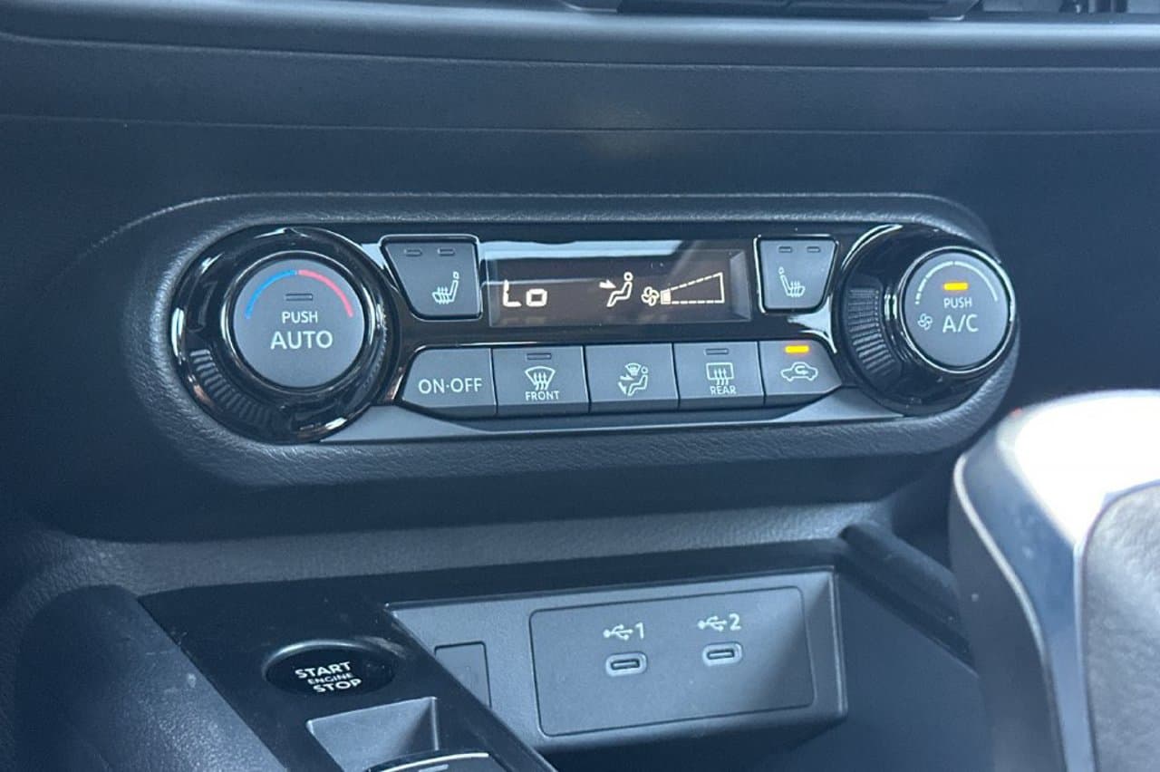 2027 Nissan Kicks SV 17