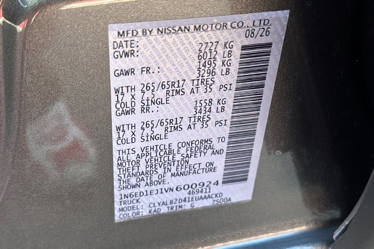 2027 Nissan Frontier SV 23