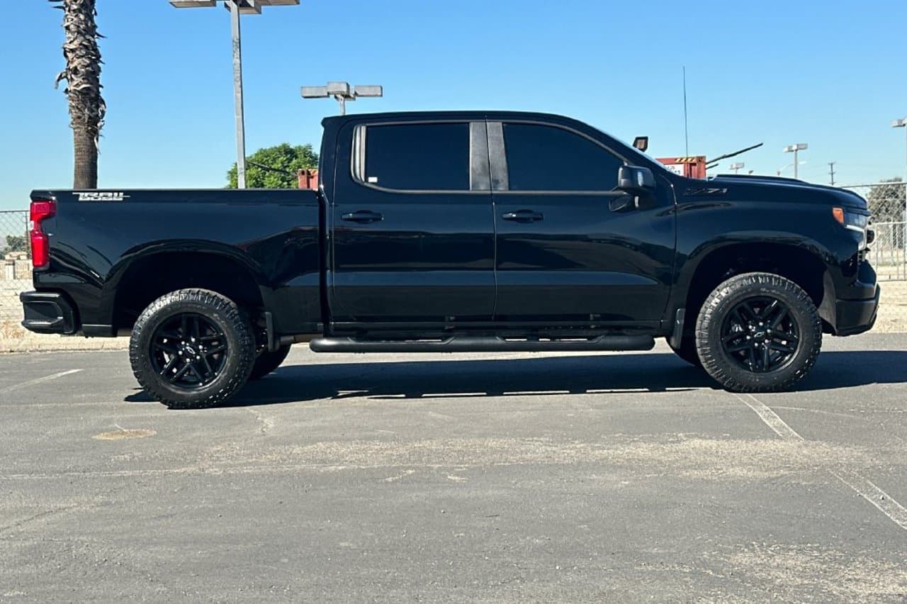 2022 Chevrolet Silverado 1500 LT Trail Boss 2