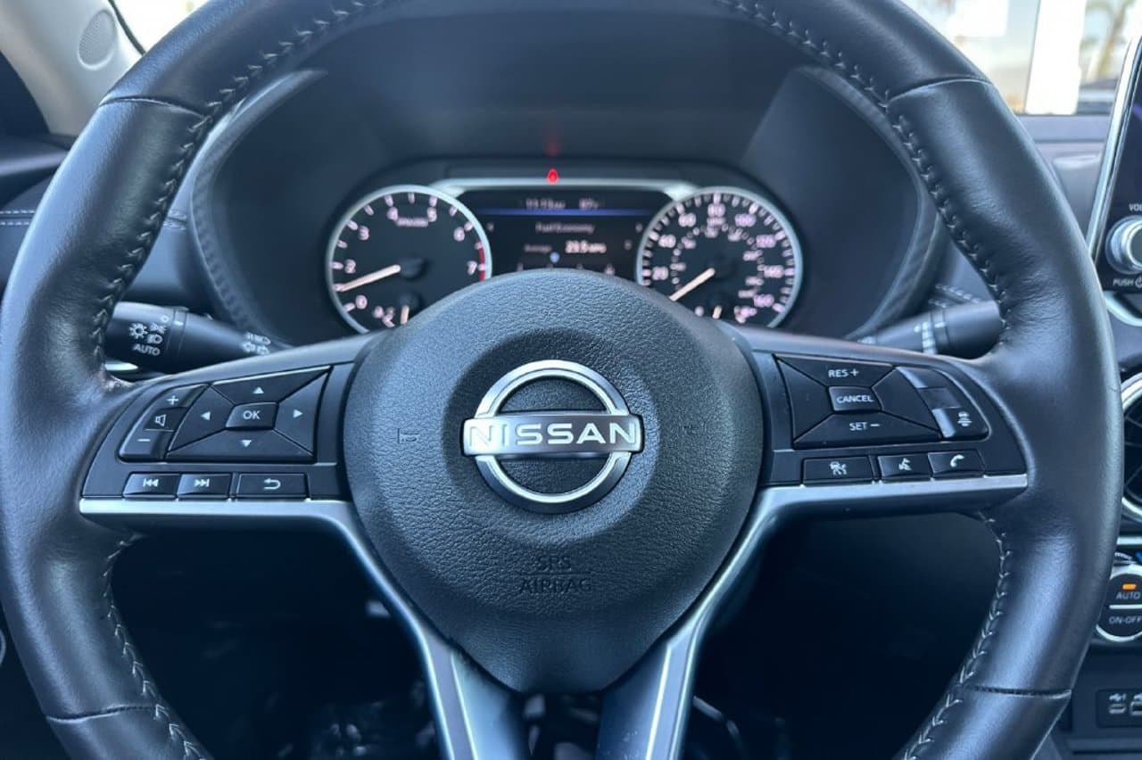 2025 Nissan Sentra SV 19