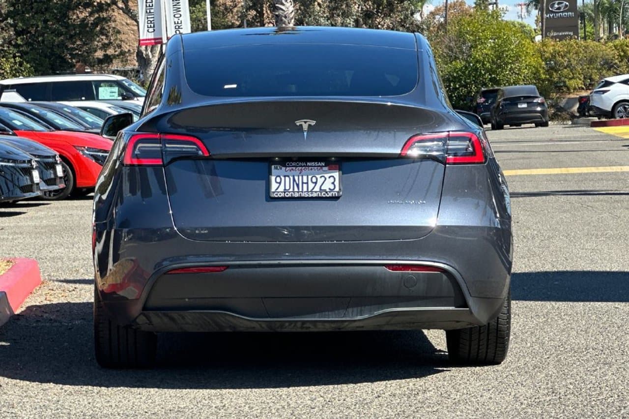 2023 Tesla Model Y Long Range 5