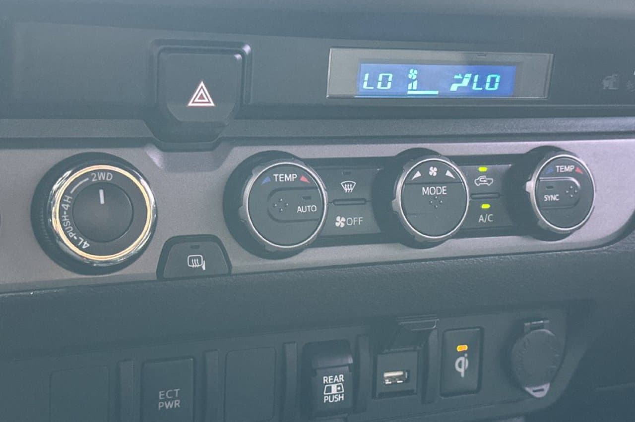 2023 Toyota Tacoma 4WD TRD Off Road 16