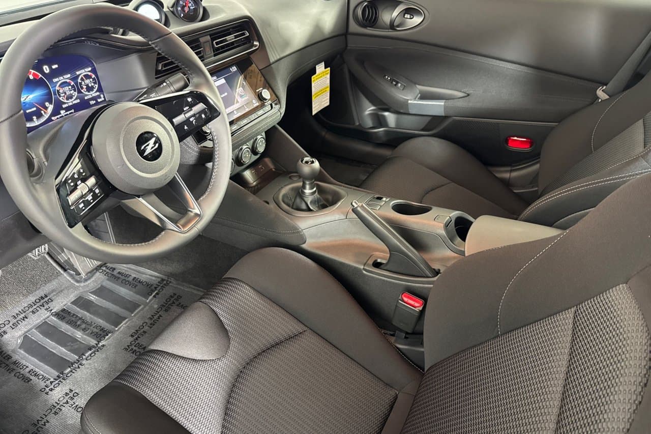 2027 Nissan Z Sport 7