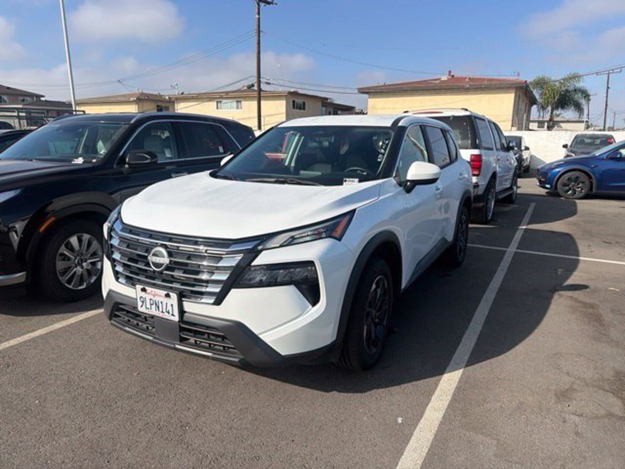 2024 Nissan Rogue SV 3