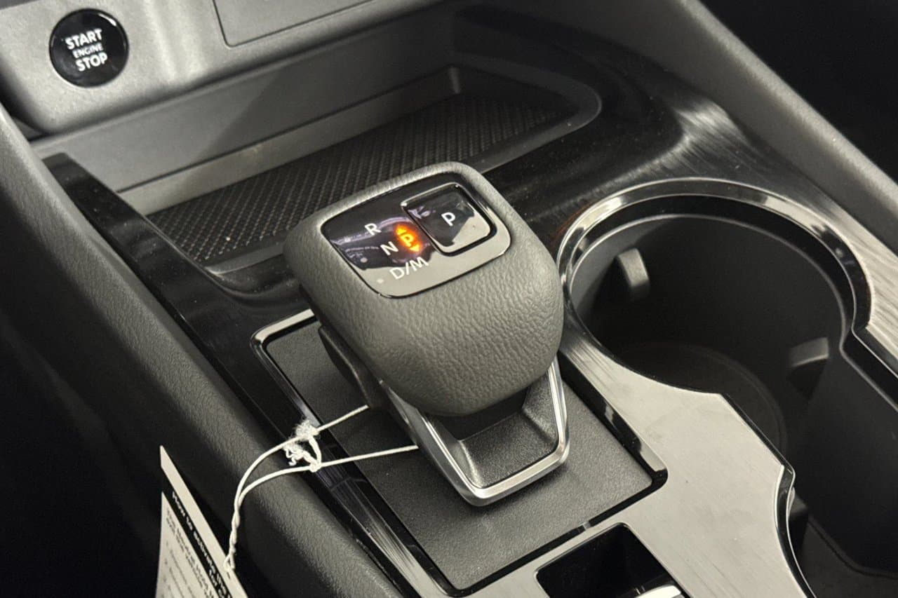 2026 Nissan Rogue SV 18