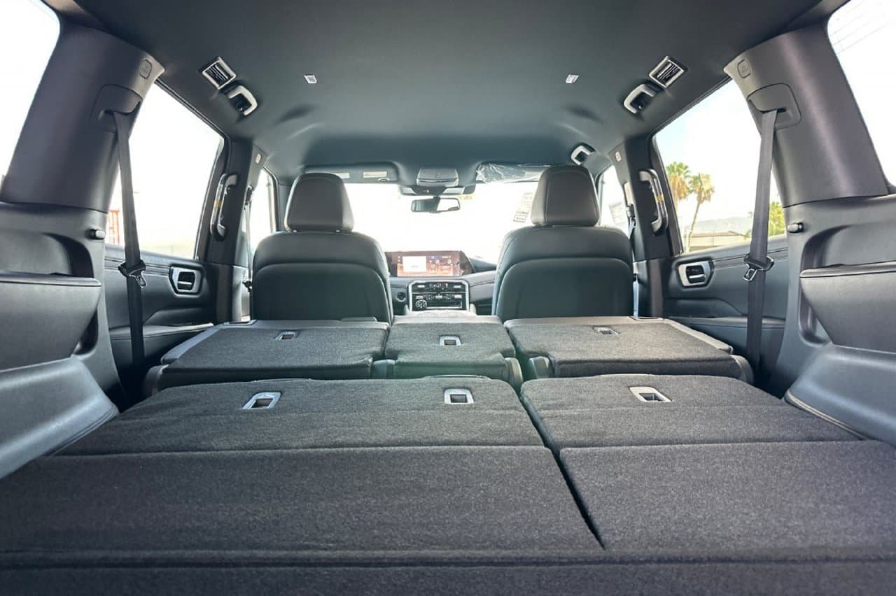 2026 Nissan Armada SL 12