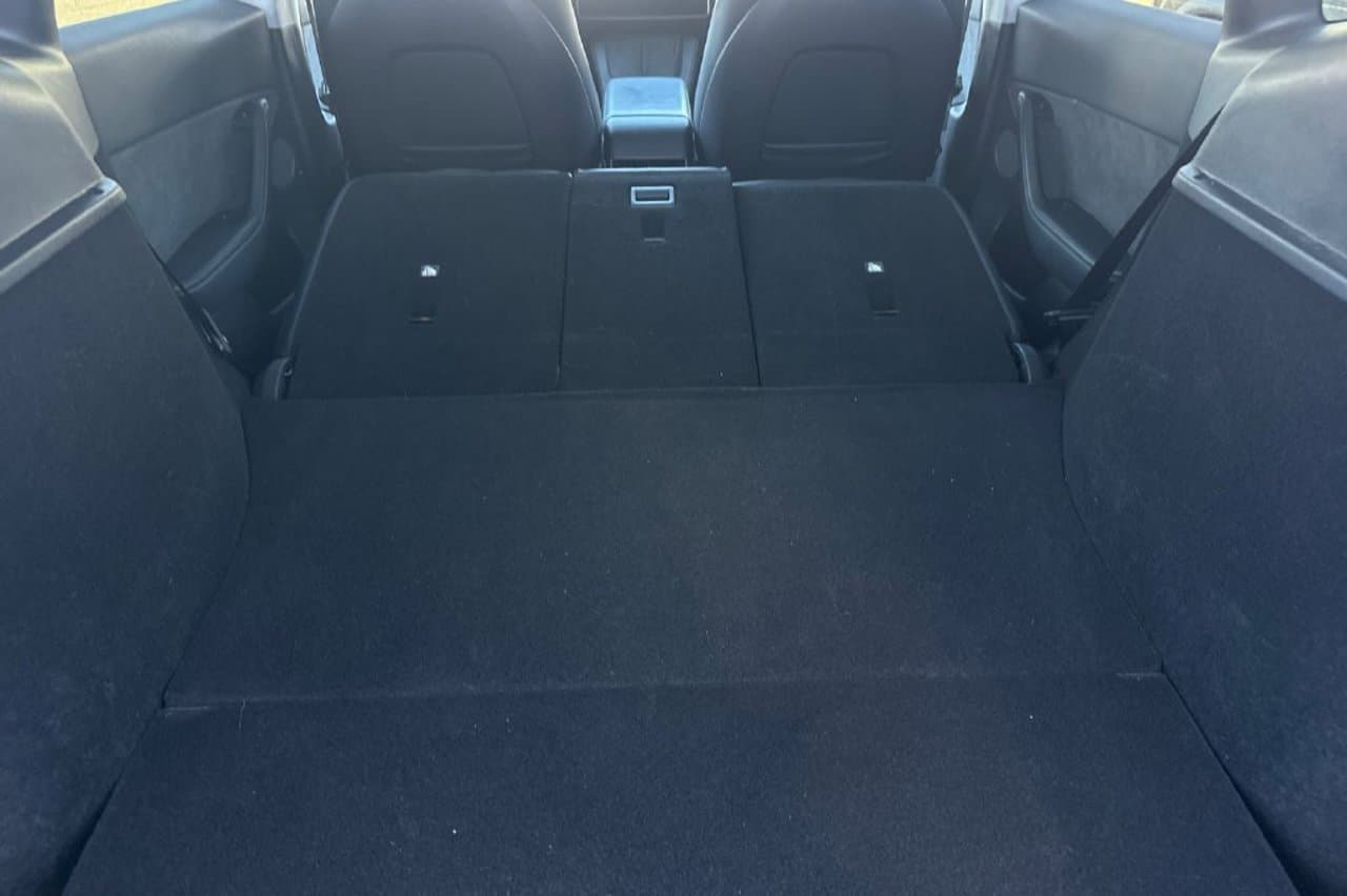 2023 Tesla Model Y Long Range 13