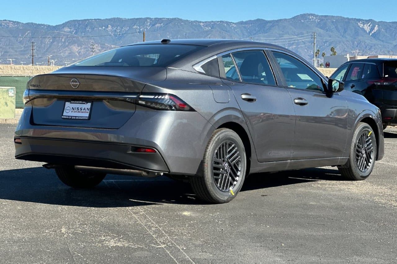 2027 Nissan Sentra SV 3