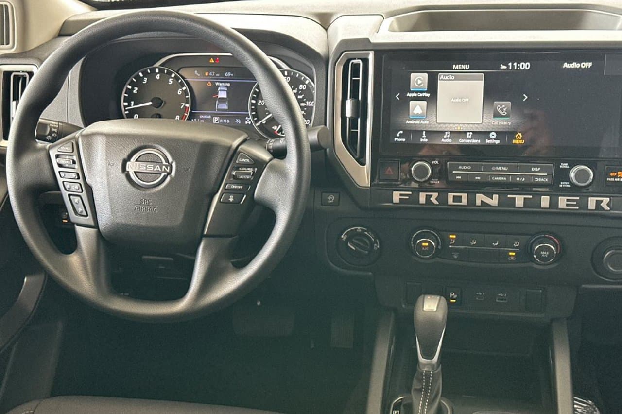 2026 Nissan Frontier SV 11