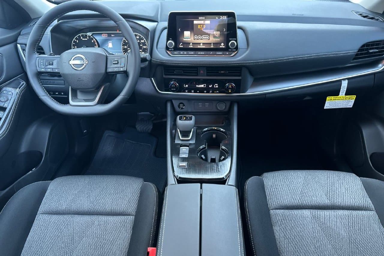 2026 Nissan Rogue SV 11