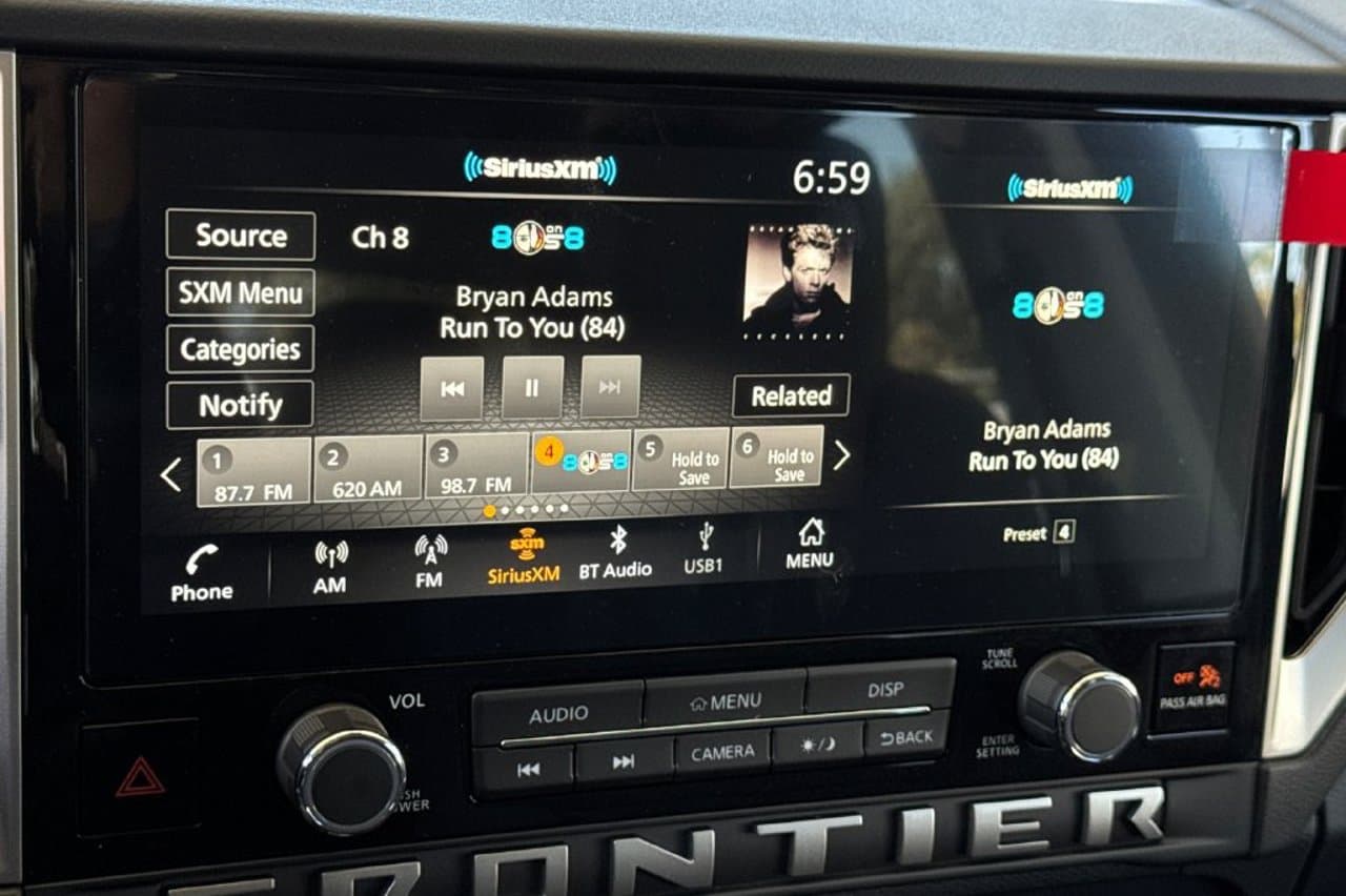 2027 Nissan Frontier SV 14