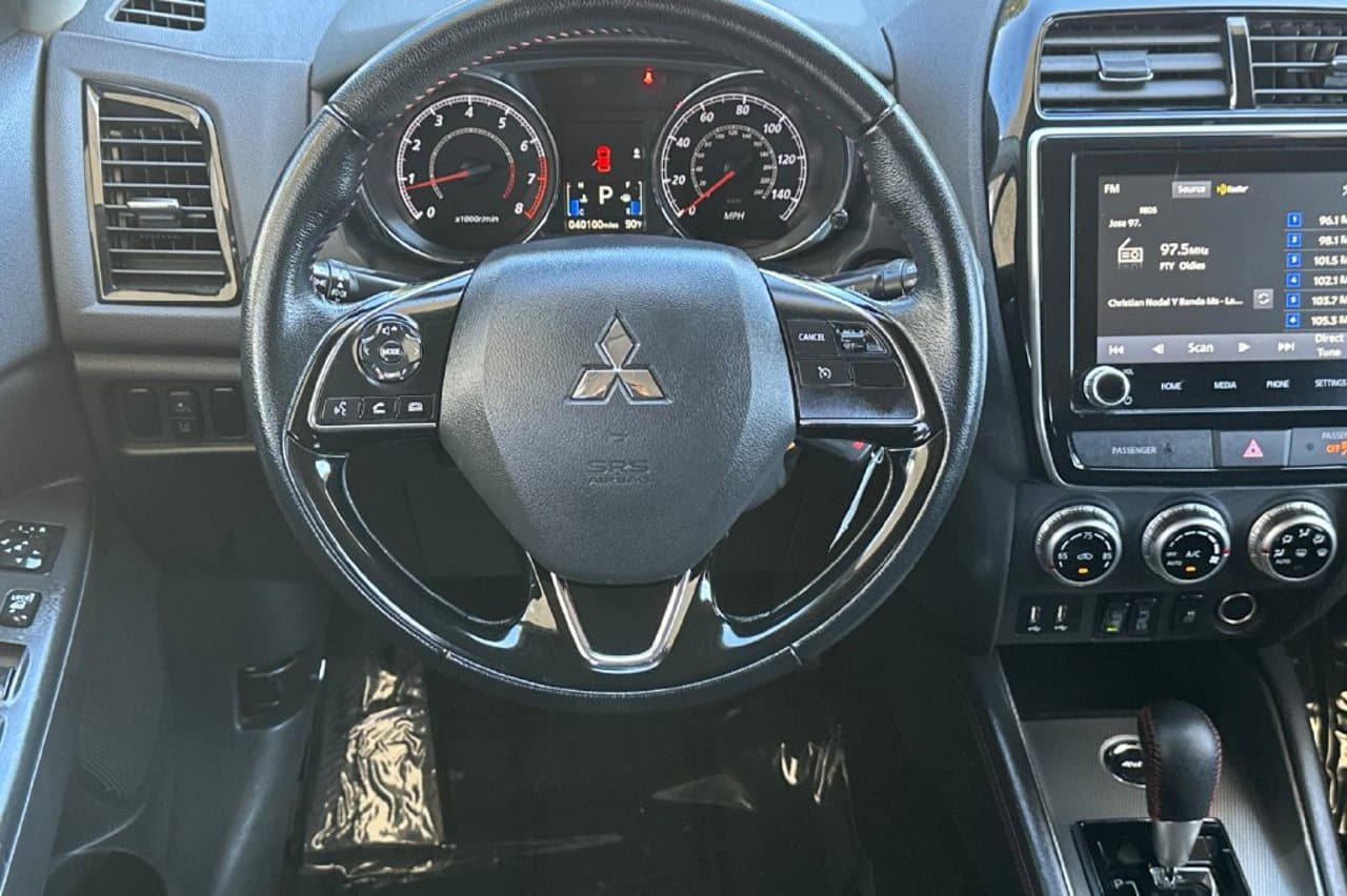 2025 Mitsubishi Outlander Sport 12