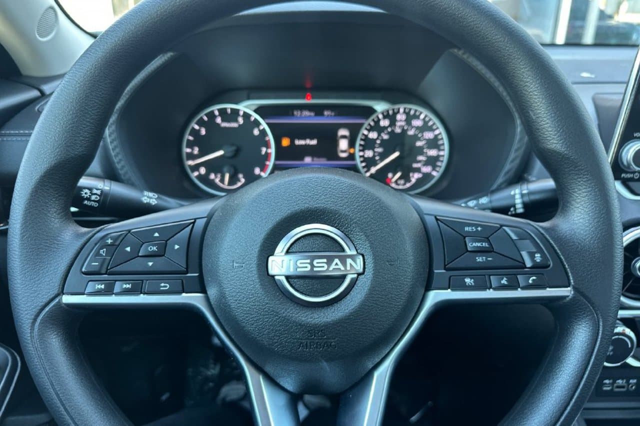 2025 Nissan Sentra SV 19