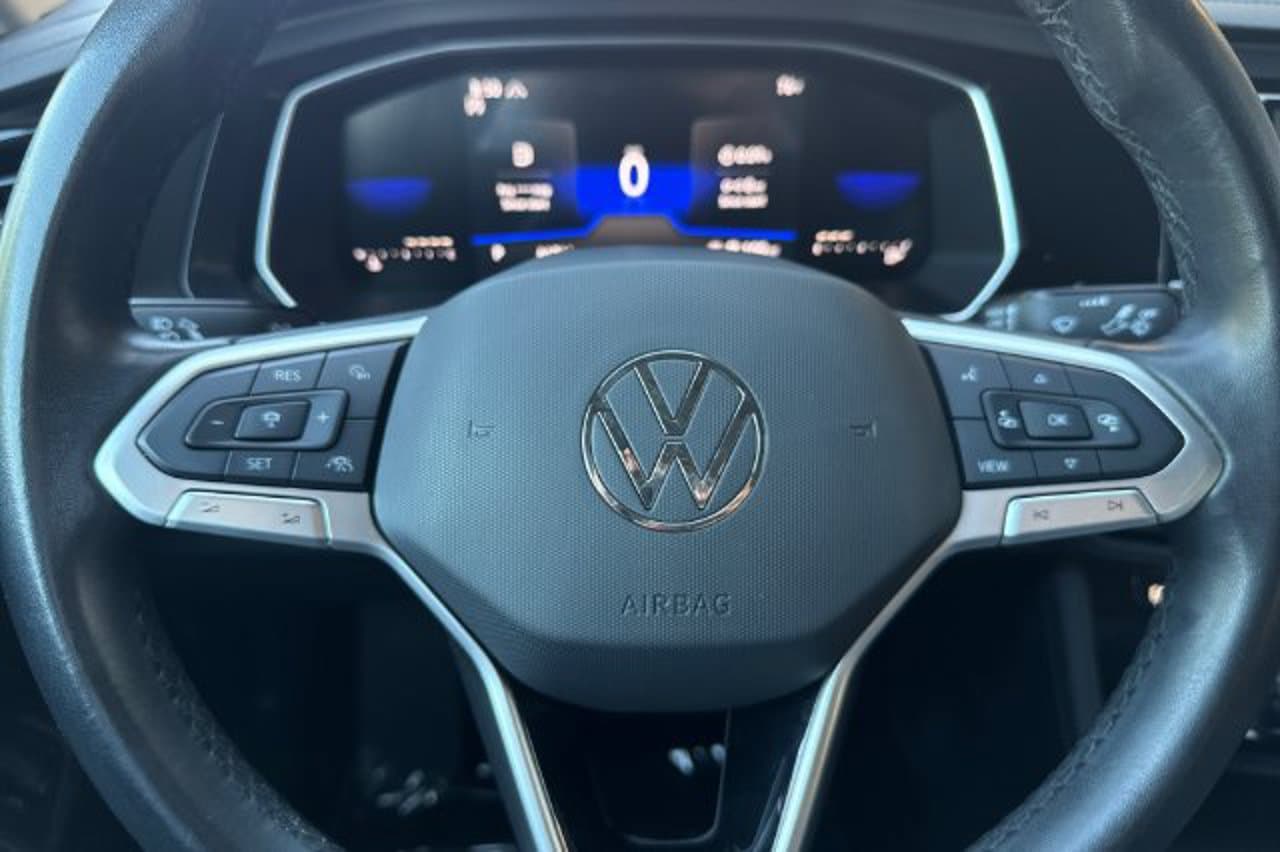 2024 Volkswagen Jetta SE 20