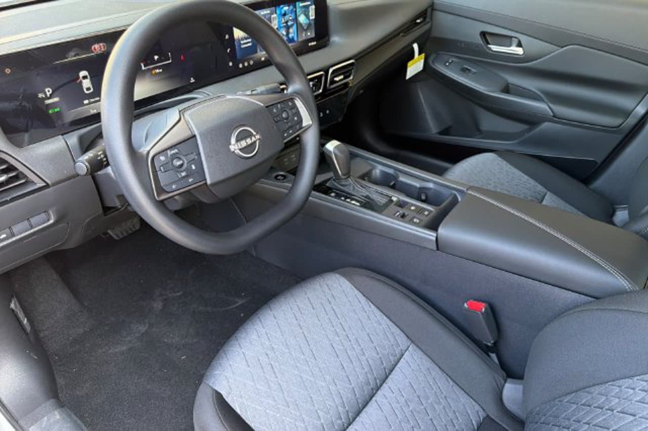 2027 Nissan Sentra SV 7