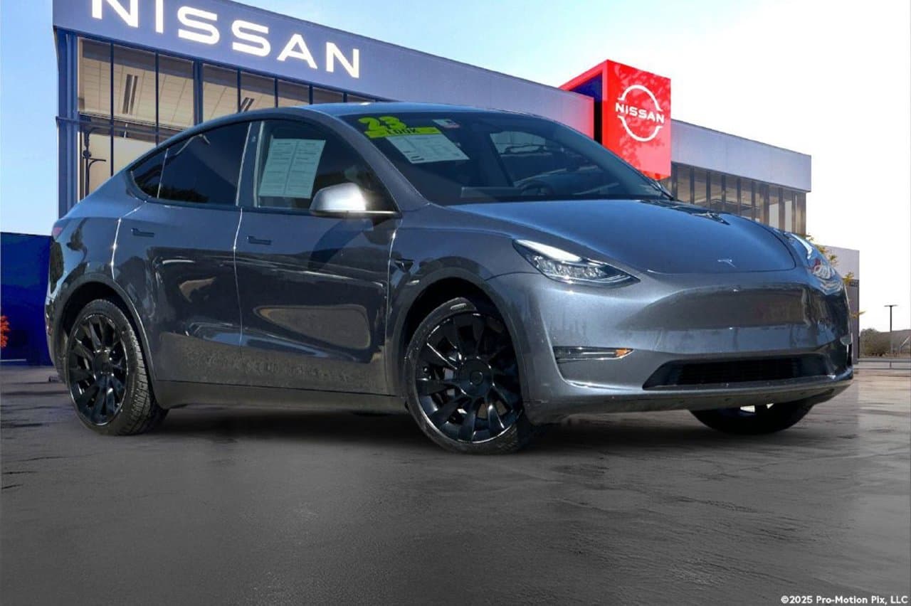 2023 Tesla Model Y Long Range 1