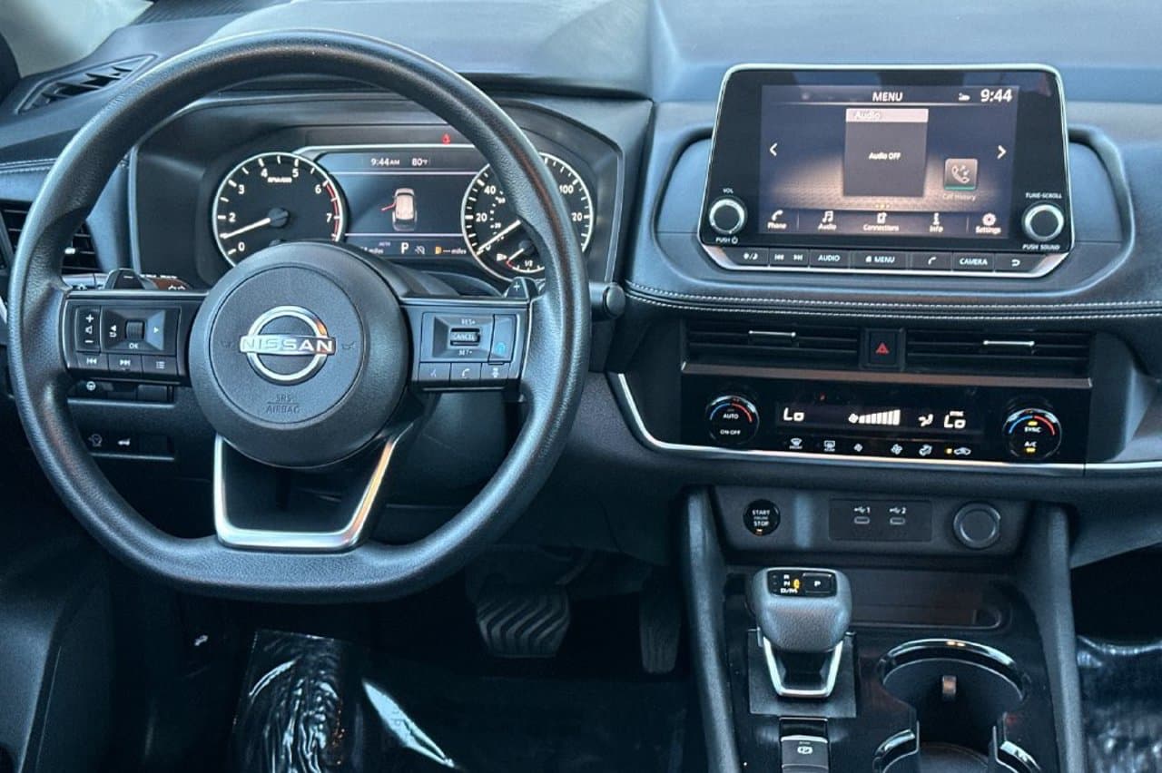 2024 Nissan Rogue SV 11