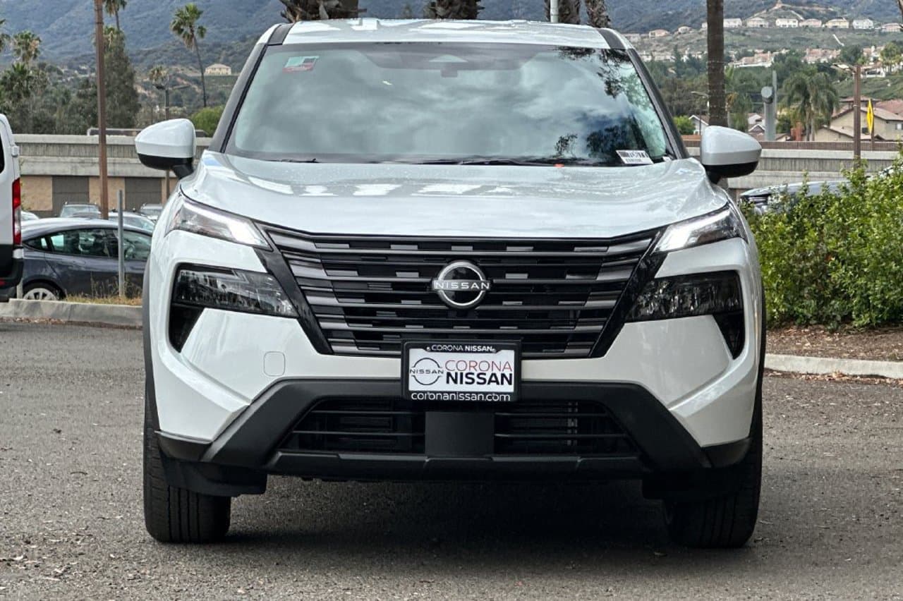 2026 Nissan Rogue SV 7