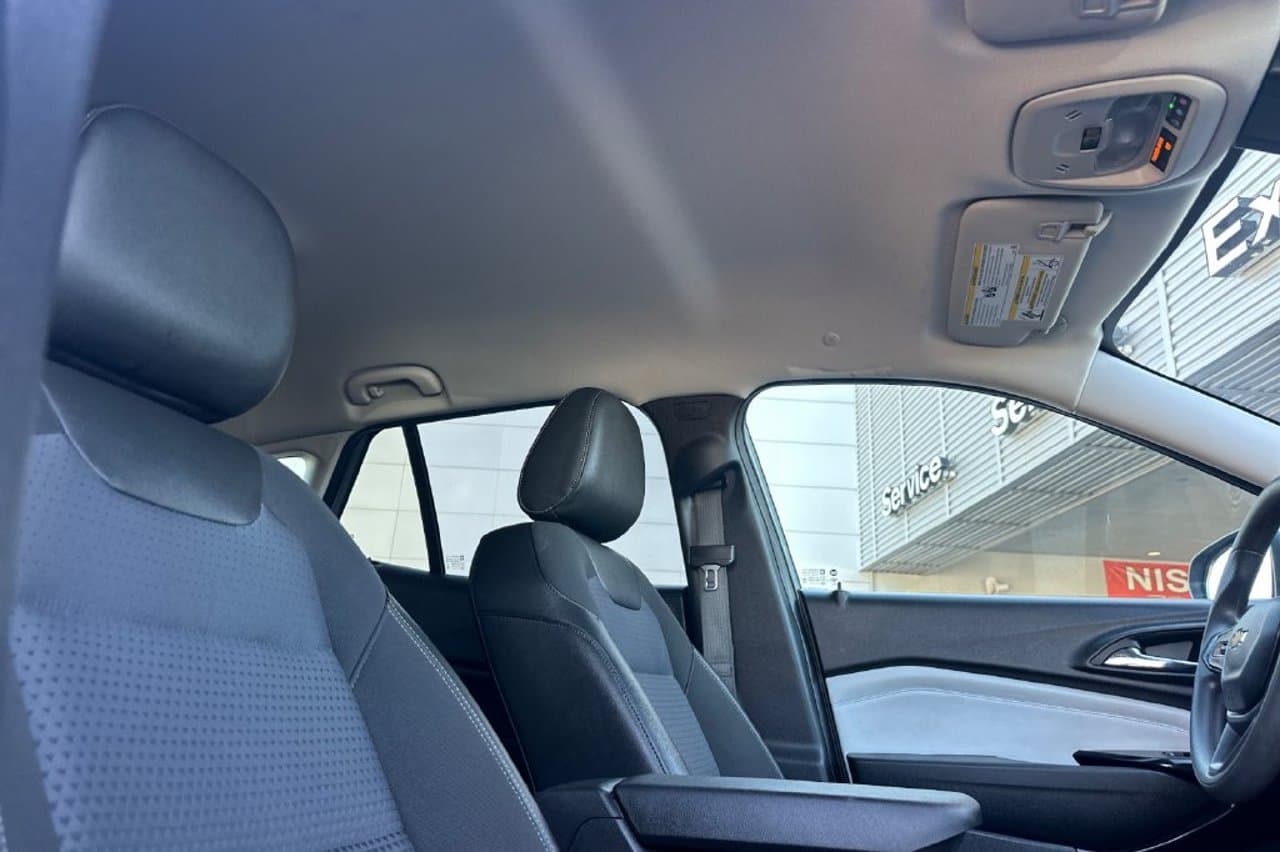 2025 Chevrolet Trax LT 14