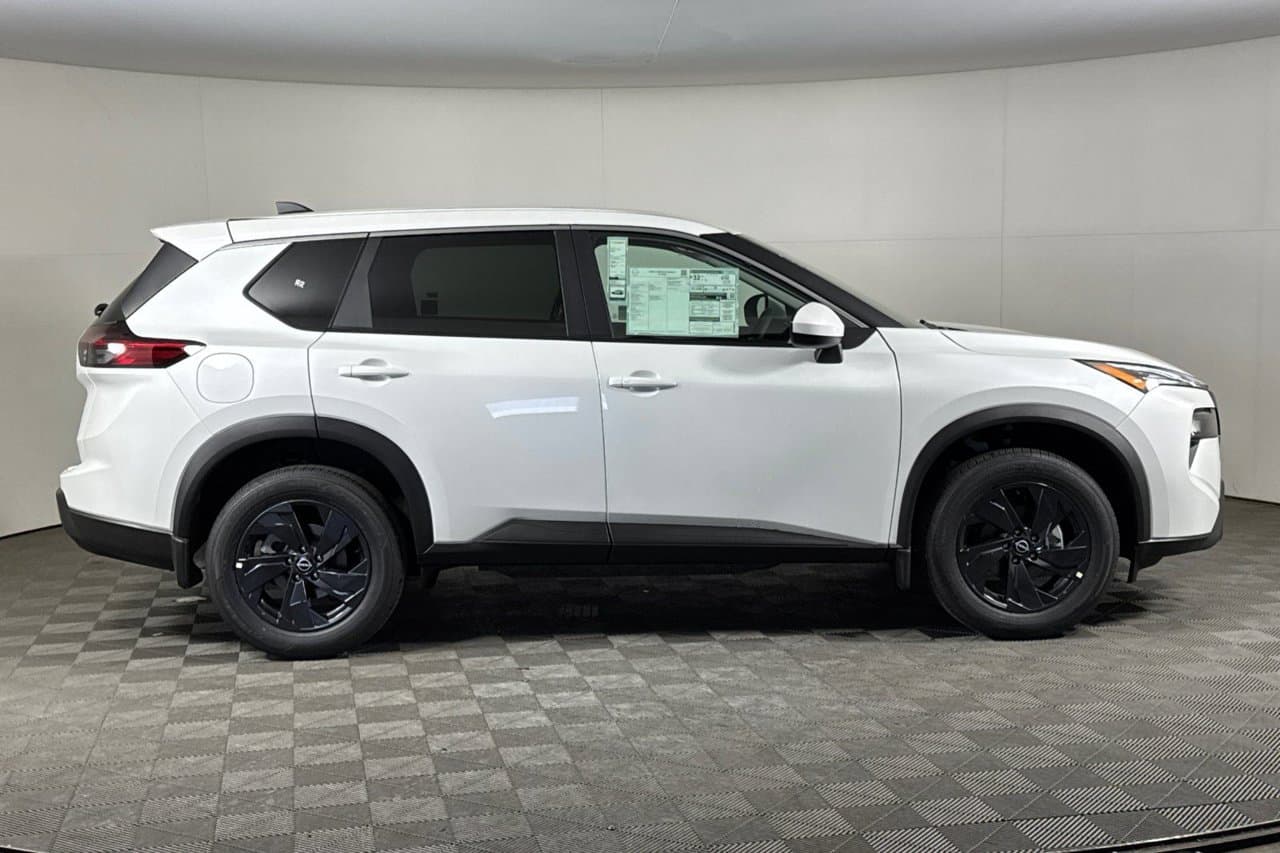 2026 Nissan Rogue SV 2