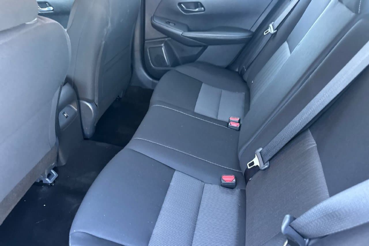 2025 Nissan Sentra SV 9