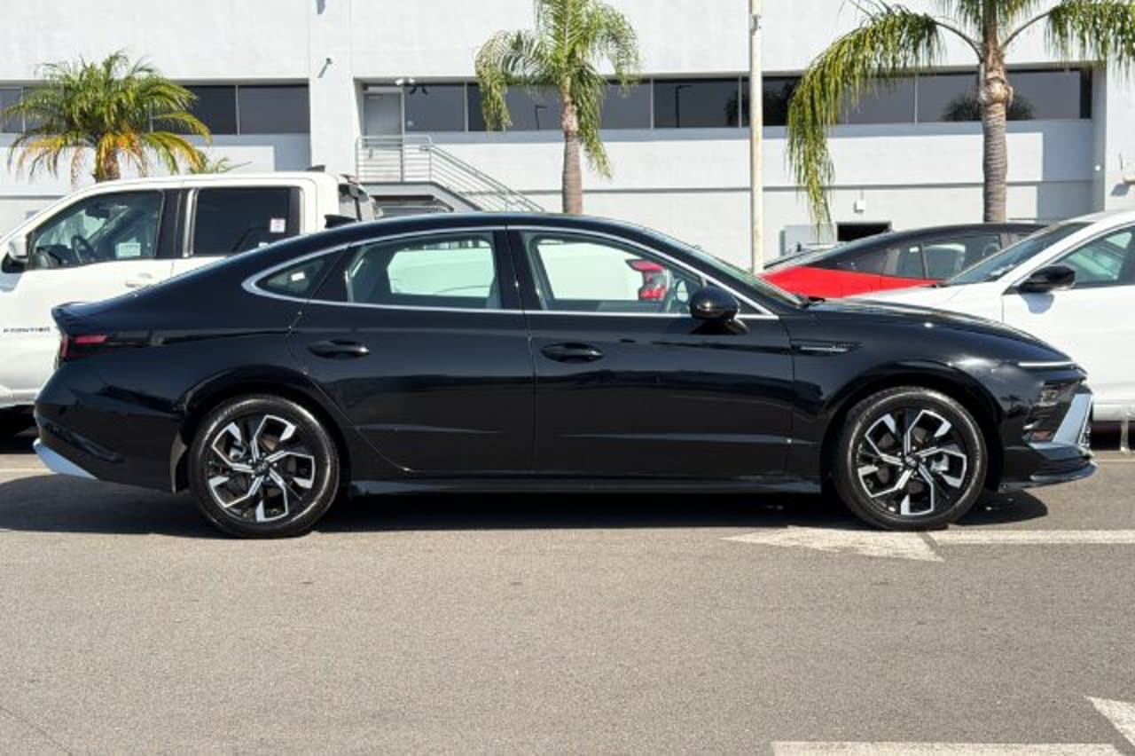 2024 Hyundai Sonata SEL 3