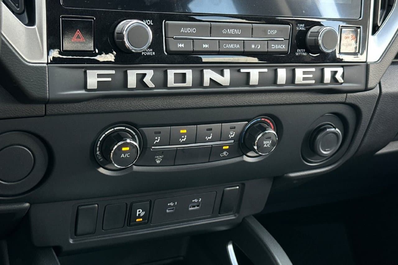 2027 Nissan Frontier SV 16