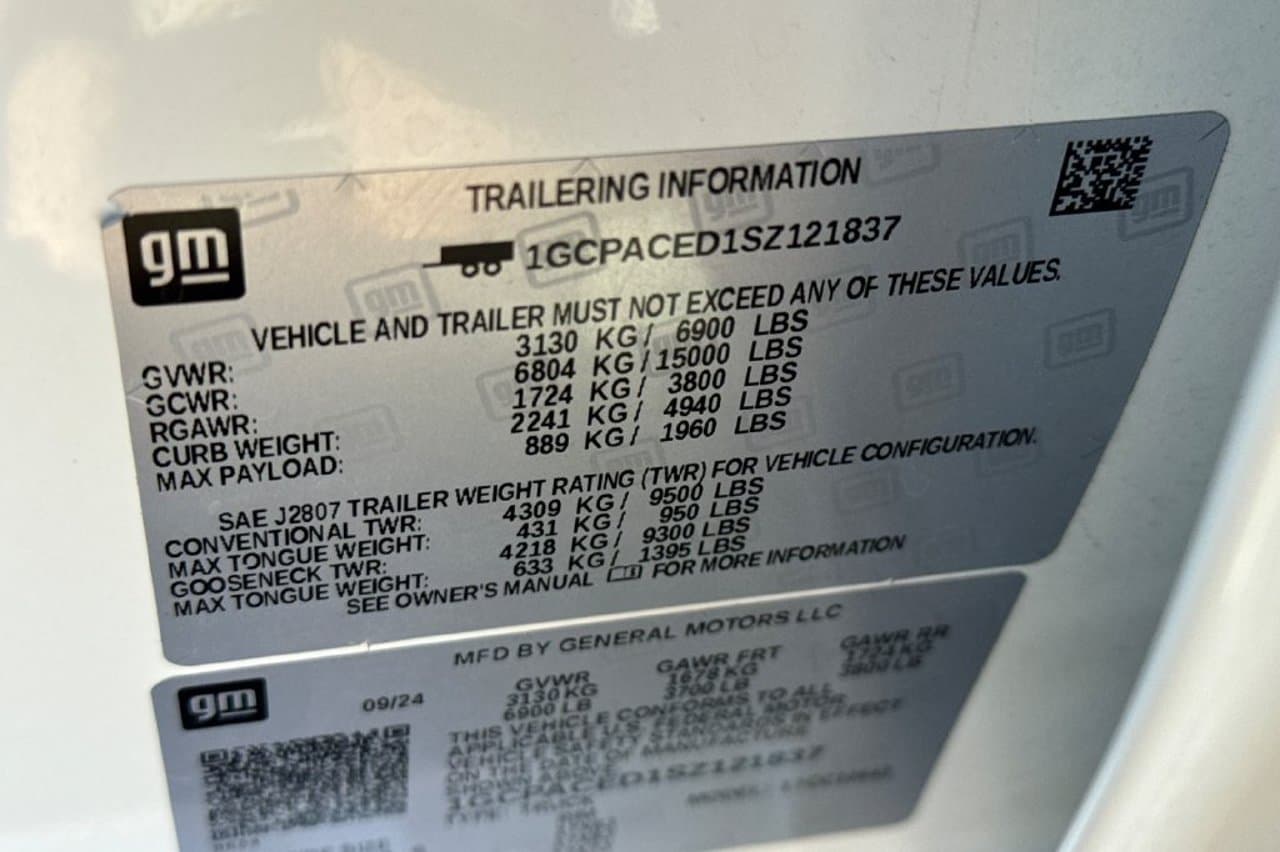 2025 Chevrolet Silverado 1500 LT 24