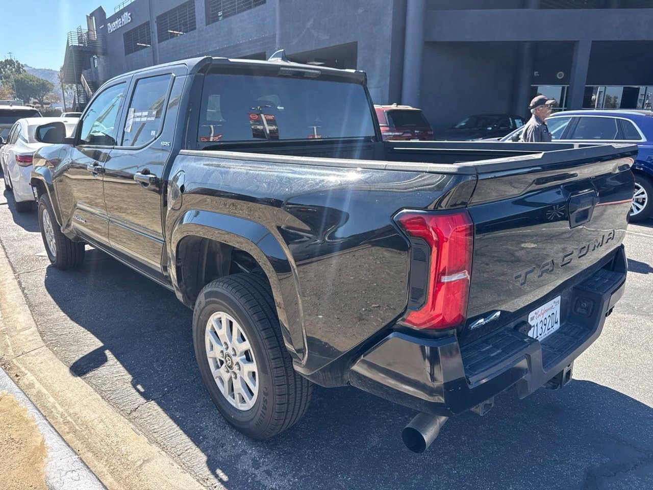 2025 Toyota Tacoma 4WD SR5 3