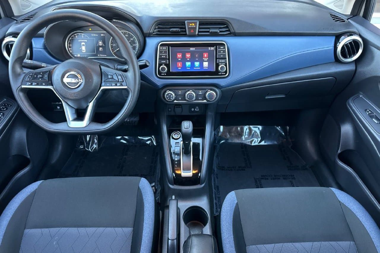 2025 Nissan Versa SV 10