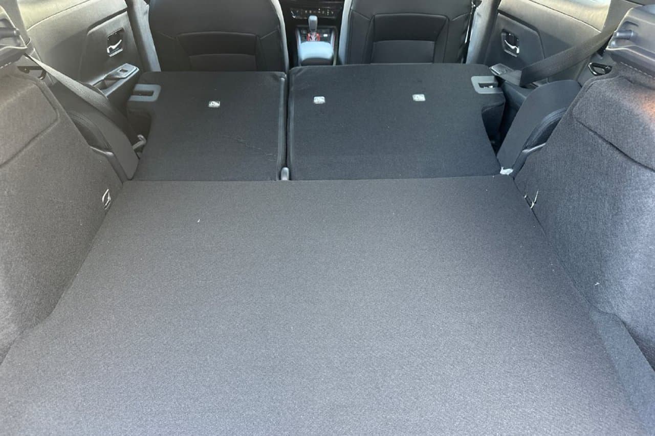2027 Nissan Kicks SR 13