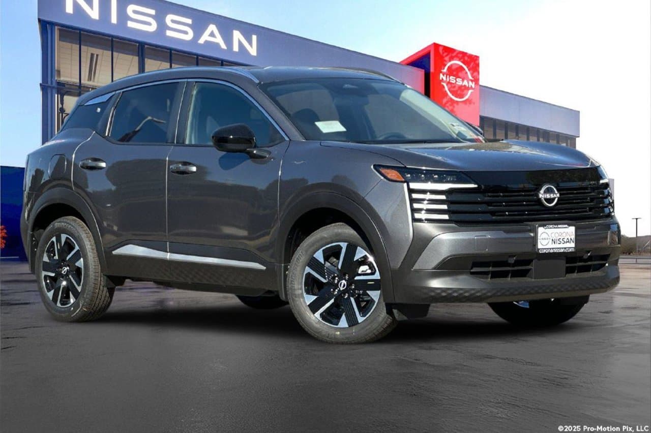 2027 Nissan Kicks SV 2