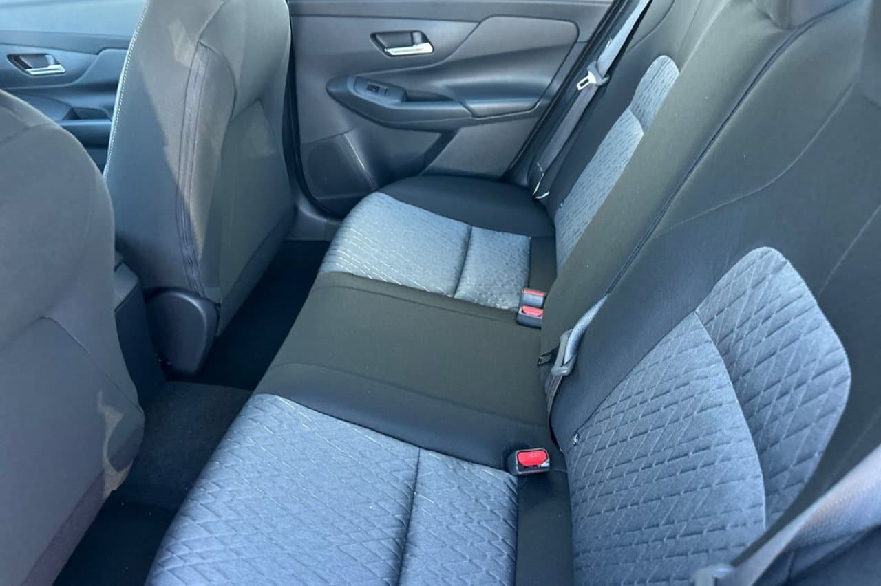 2027 Nissan Sentra SV 9
