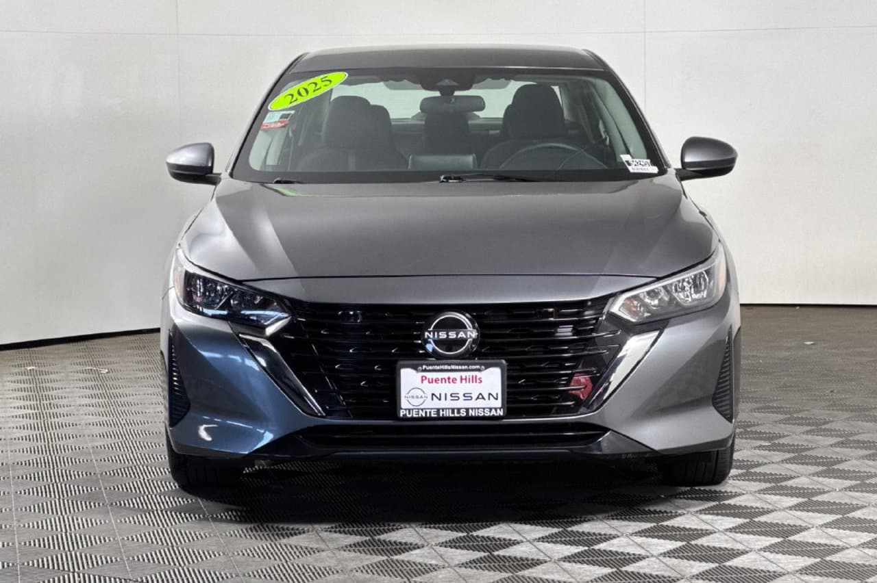 2025 Nissan Sentra SV 27