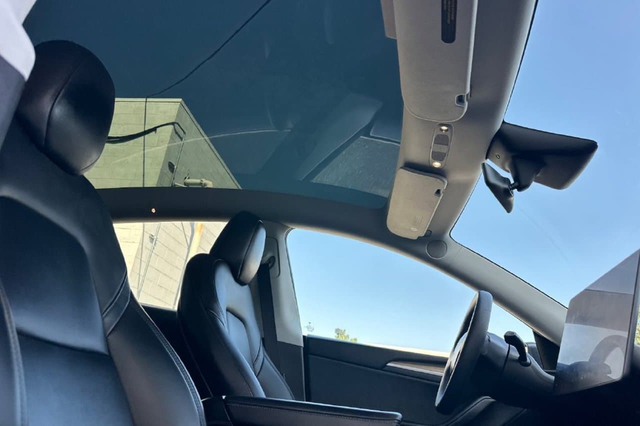 2024 Tesla Model Y Long Range 14