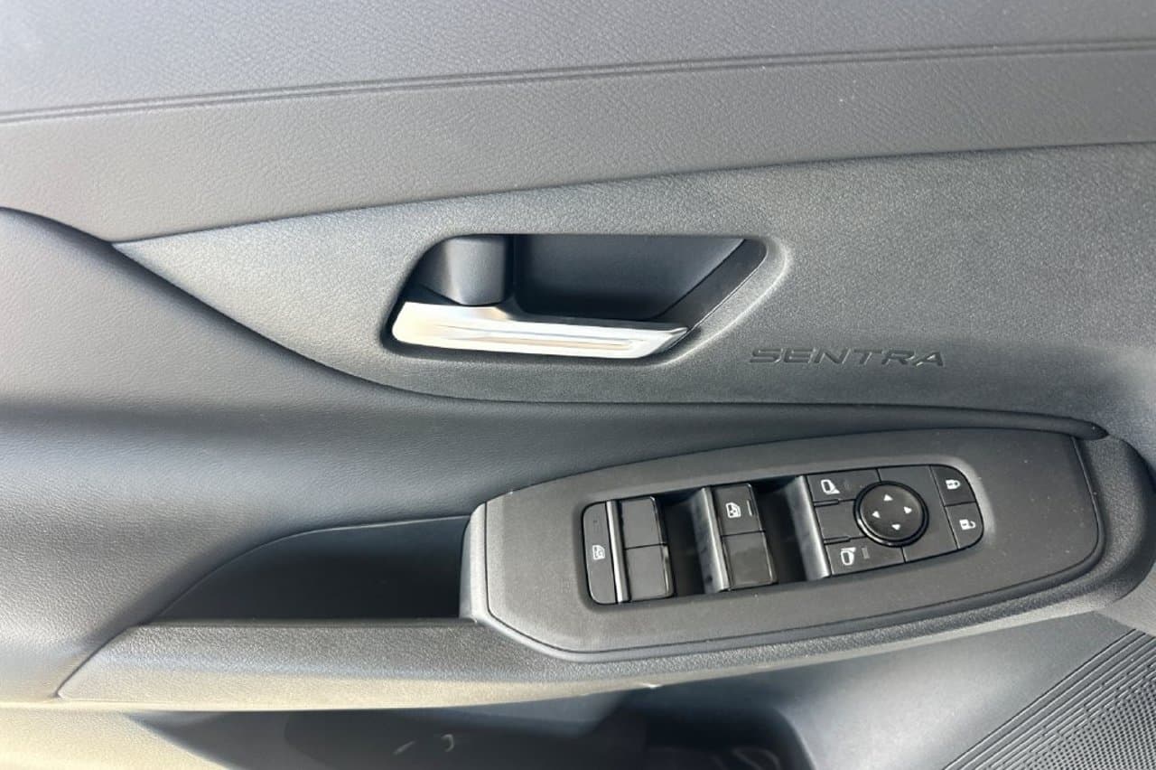 2026 Nissan Sentra S 8