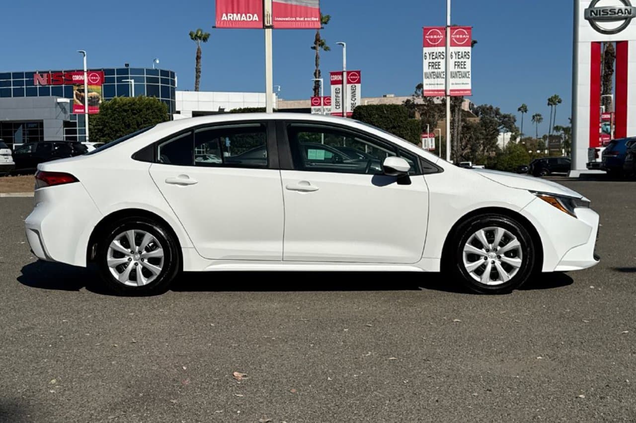 2024 Toyota Corolla LE 3
