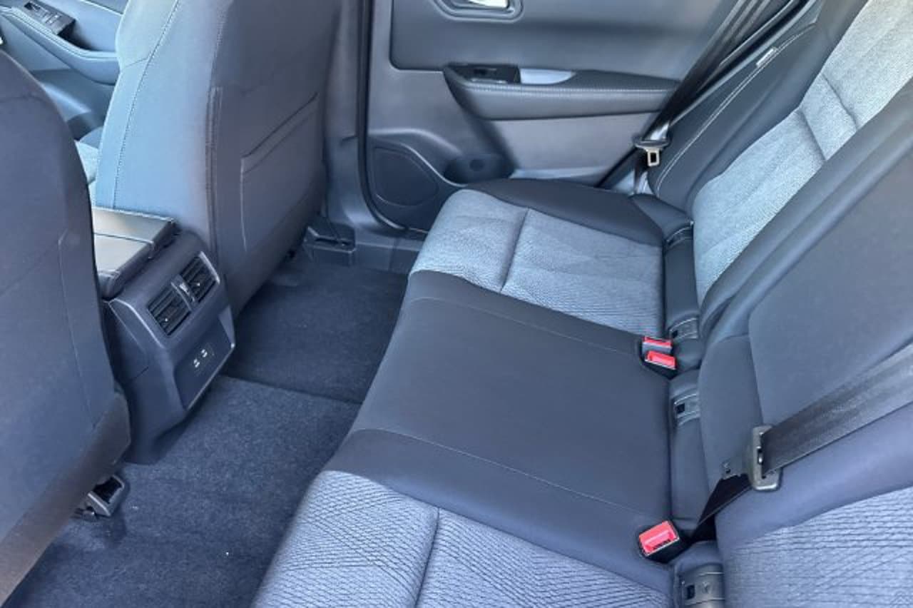2026 Nissan Rogue SV 9