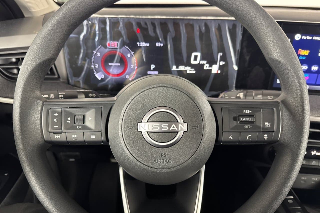 2027 Nissan Kicks SV 20