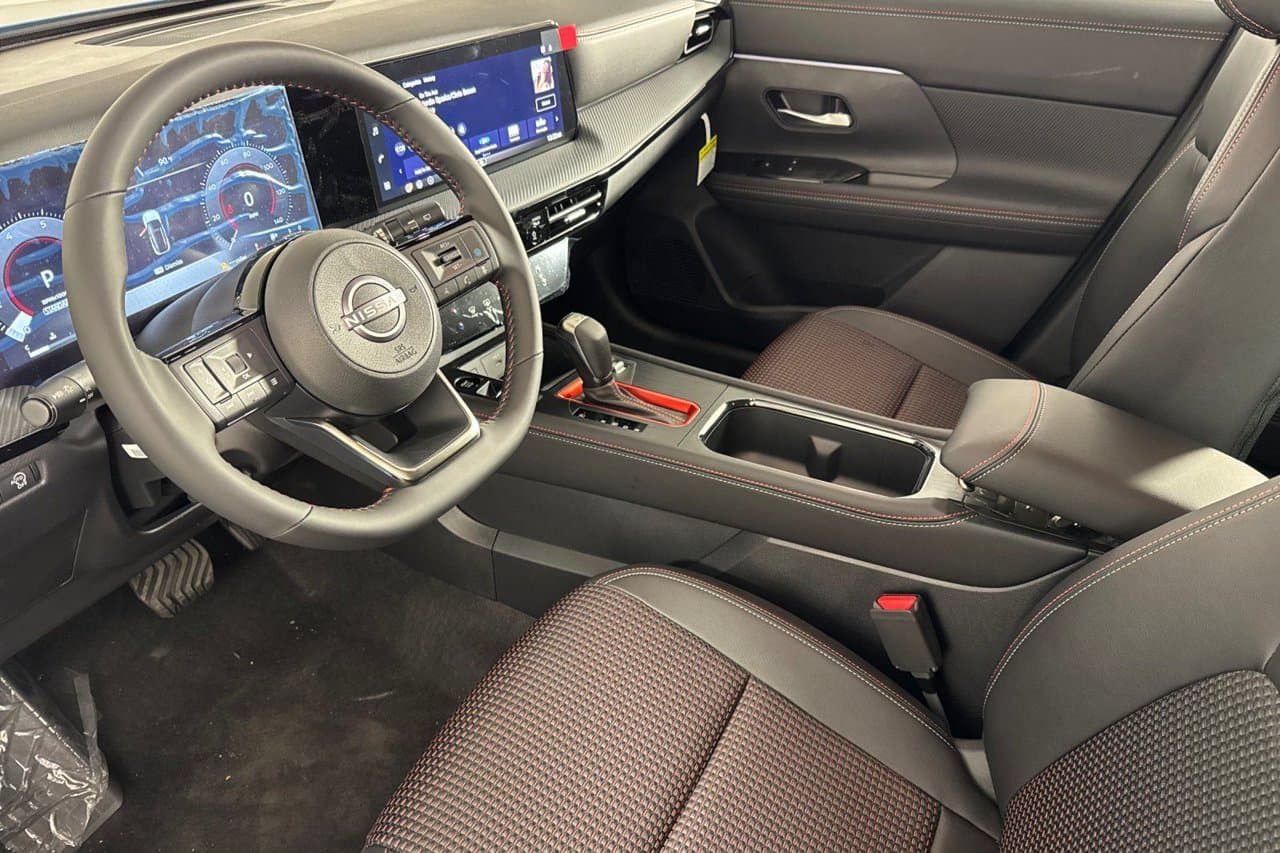 2027 Nissan Kicks SR 7