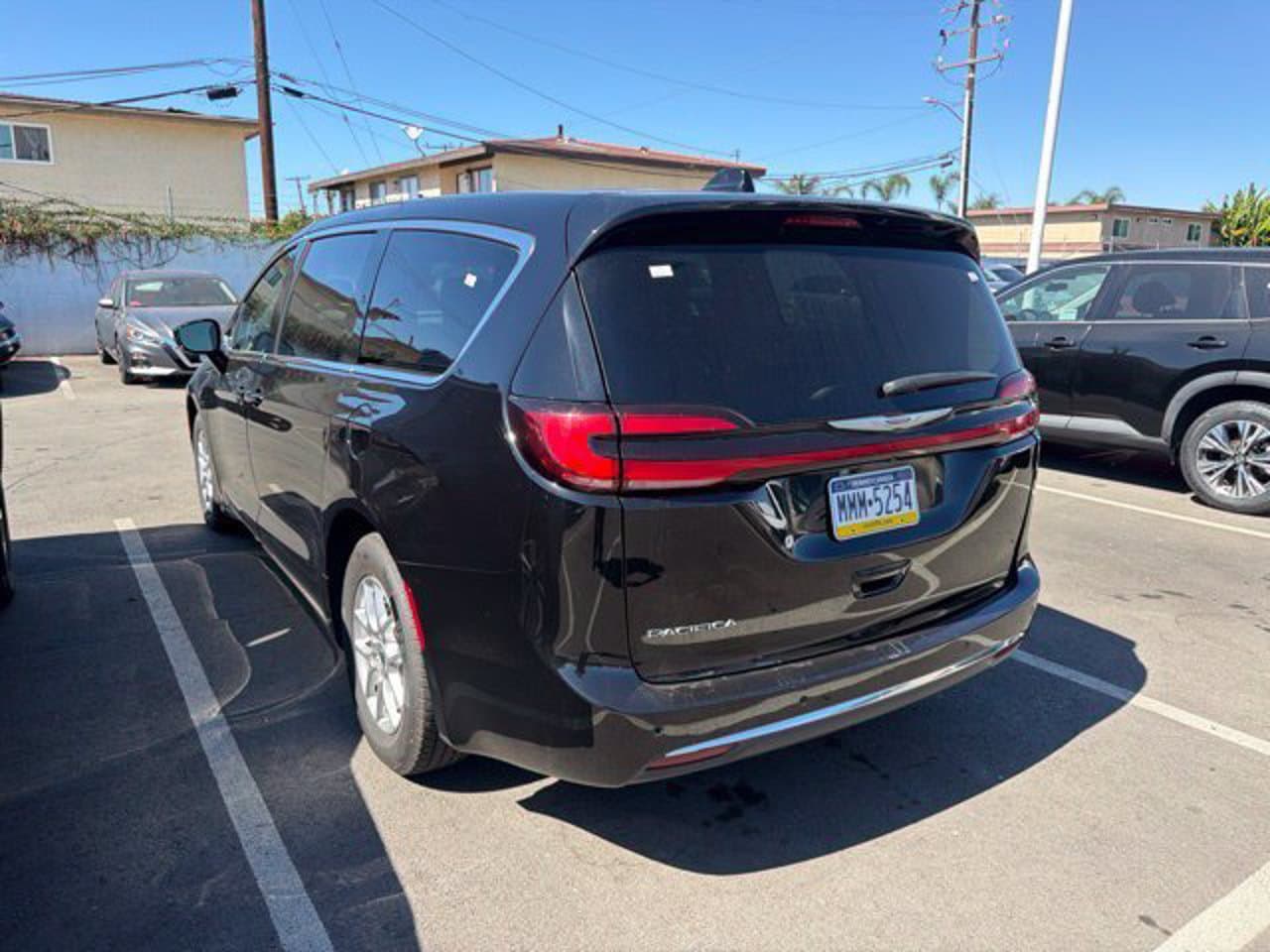 2024 Chrysler Pacifica Touring L 4
