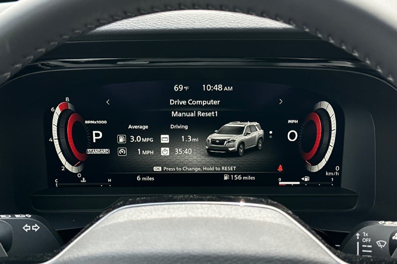 2026 Nissan Pathfinder SL 22