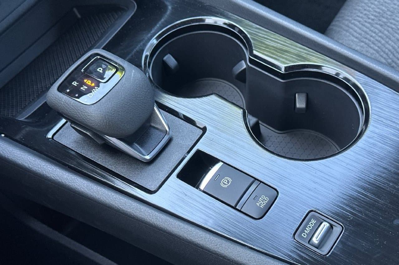 2026 Nissan Rogue SV 18