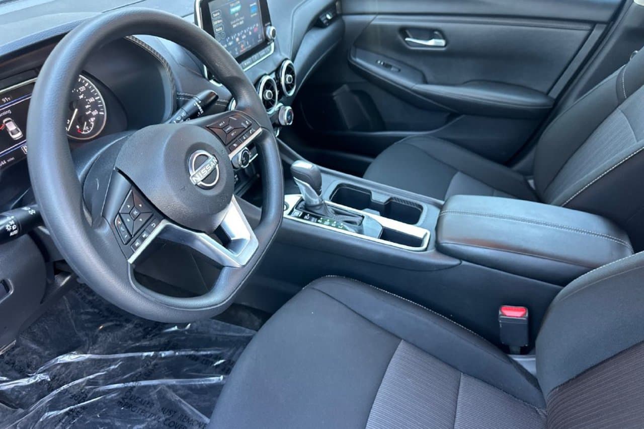 2025 Nissan Sentra SV 7