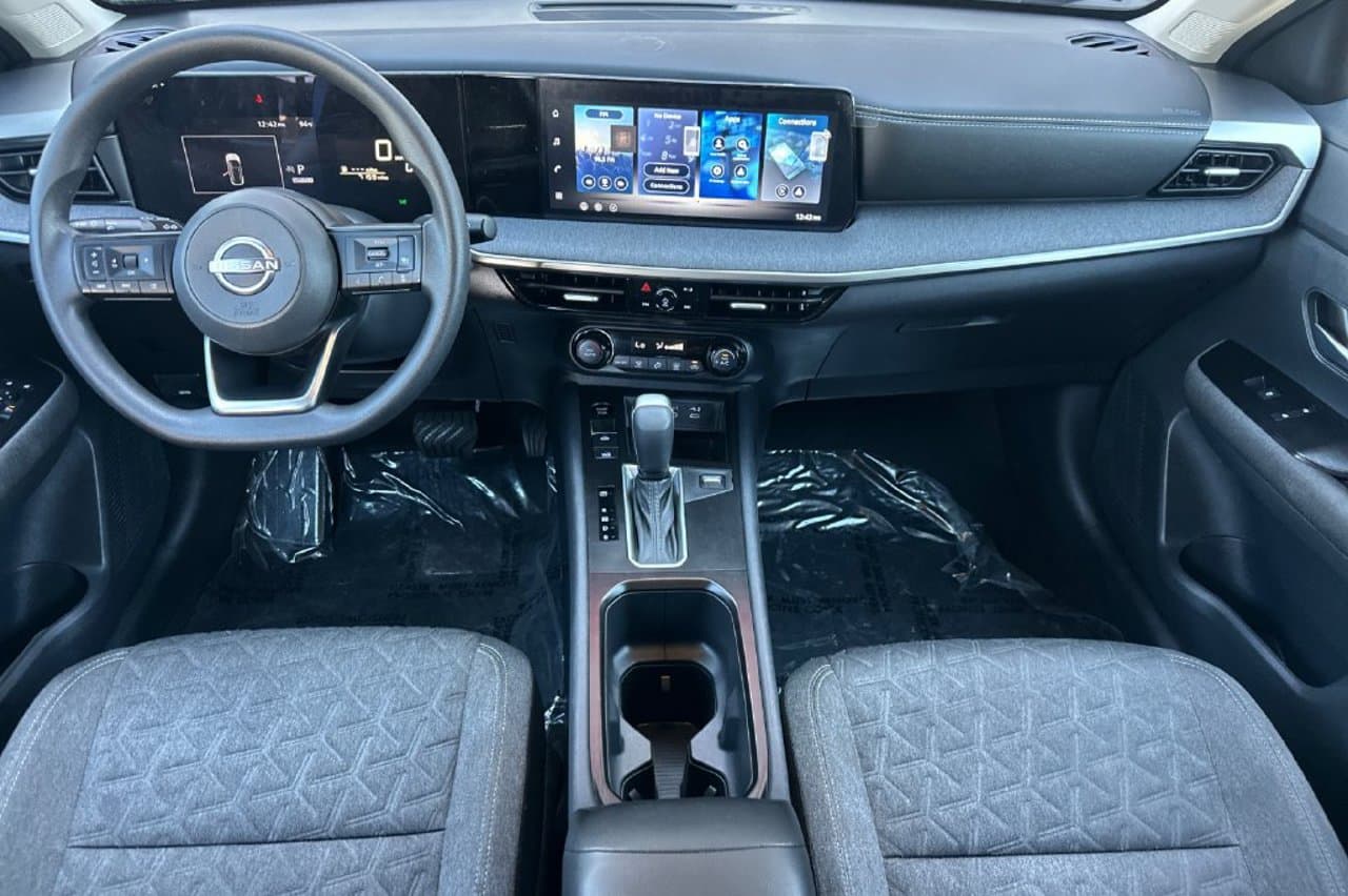 2026 Nissan Kicks SV 10