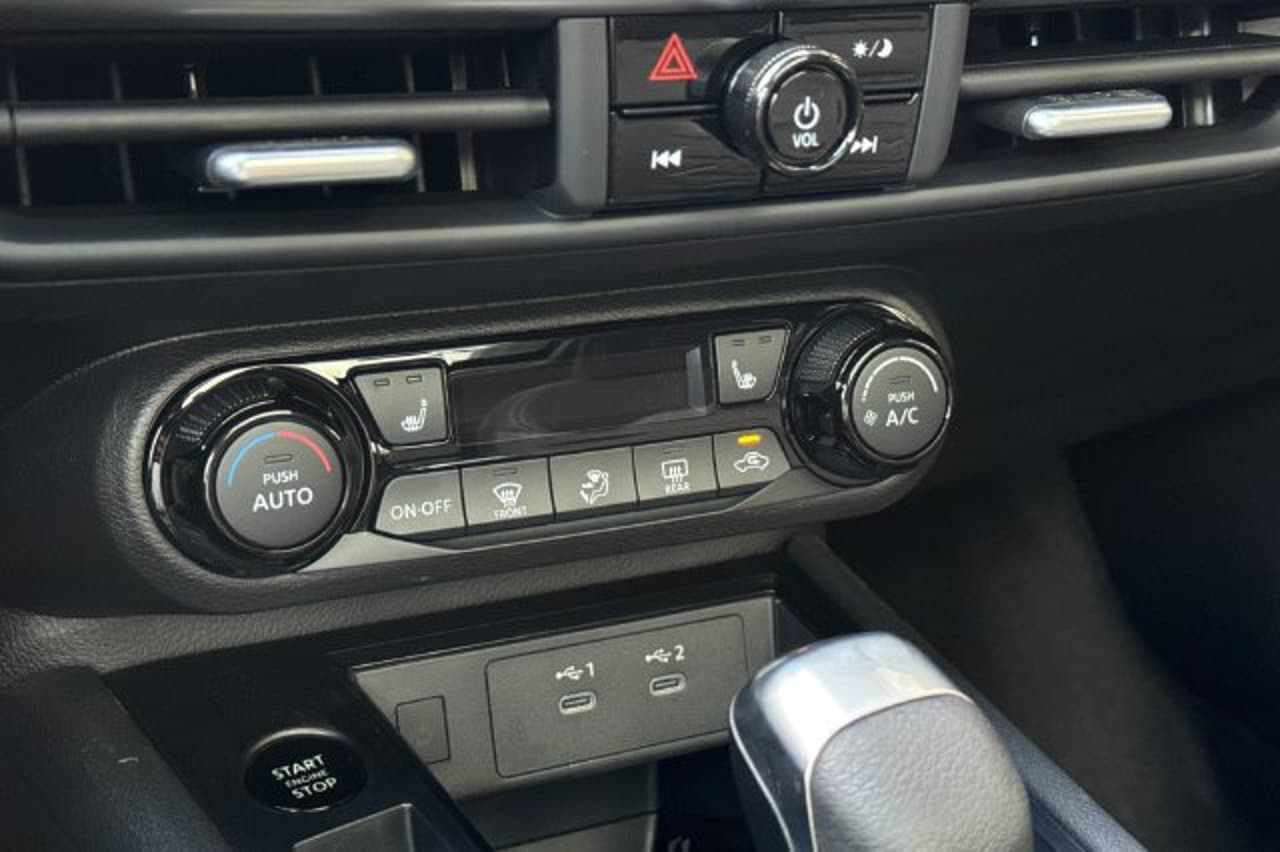 2027 Nissan Kicks SV 17