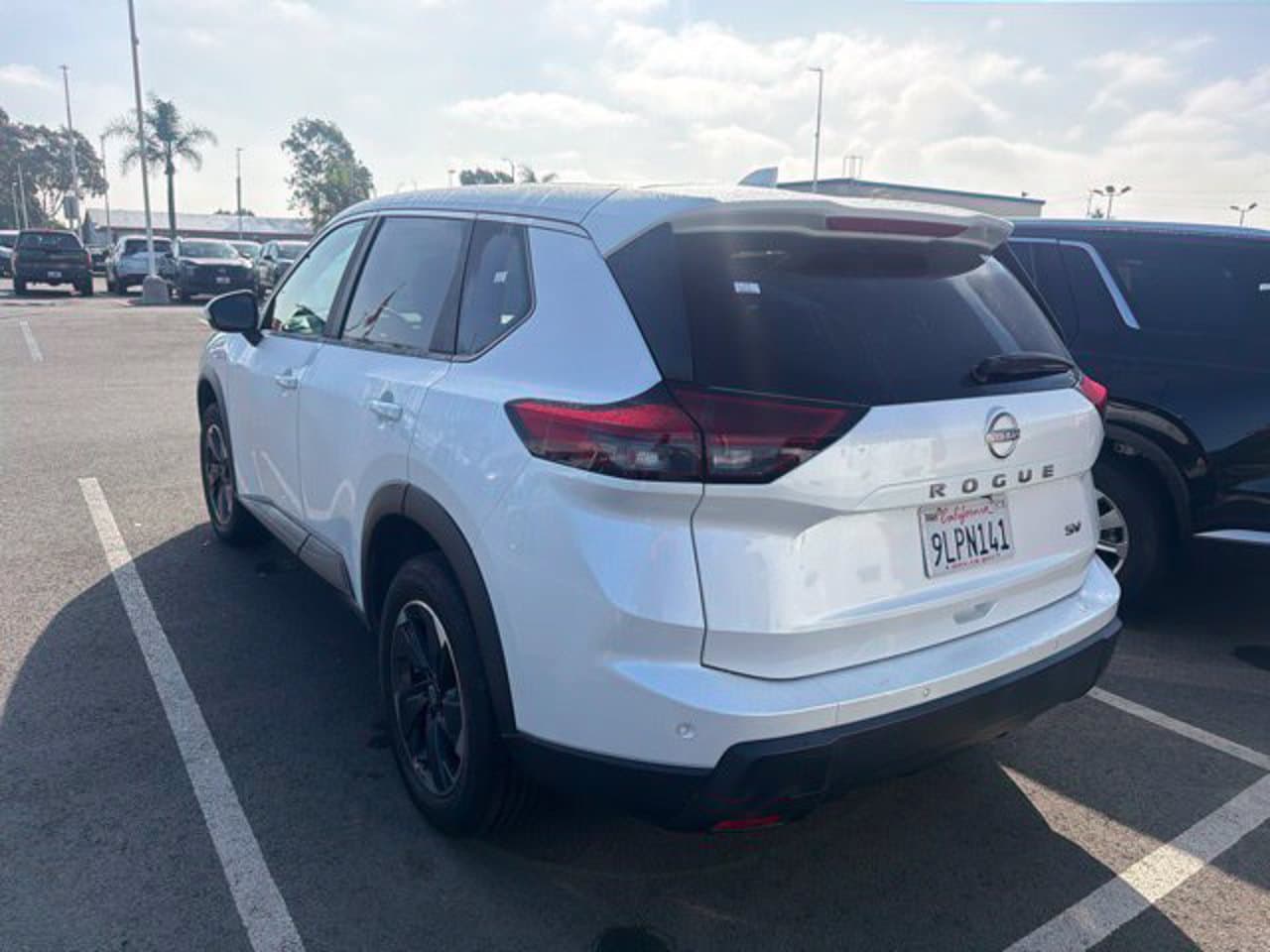 2024 Nissan Rogue SV 4