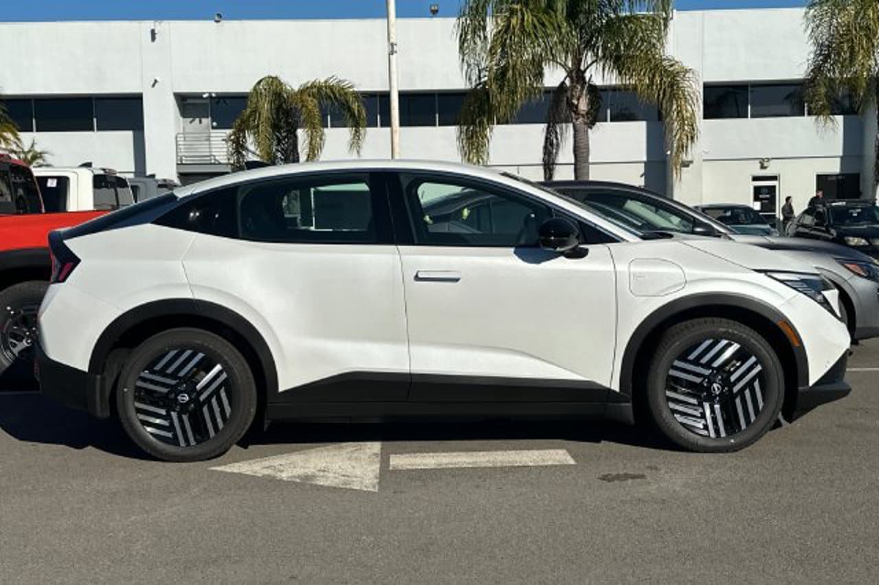 2026 Nissan LEAF SV+ 2